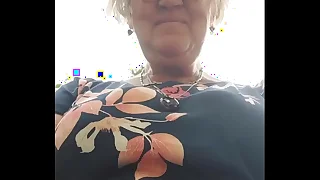 Oma zonder slipje